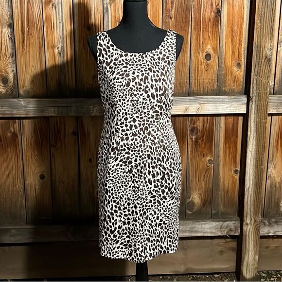 Adrianna Papell dress sheath 100% silk animal brown cream lined 4 FIRM on PRICE - Picture 1 of 6